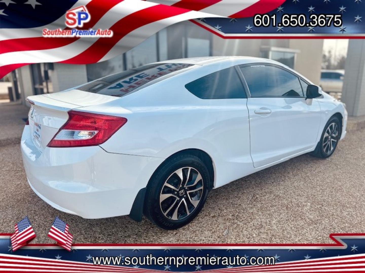 2013 WHITE HONDA CIVIC EX (2HGFG3B8XDH) , located at 922 W. Beacon St., Philadelphia, MS, 39350, (601) 650-3675, 32.770447, -89.127151 - Photo#5